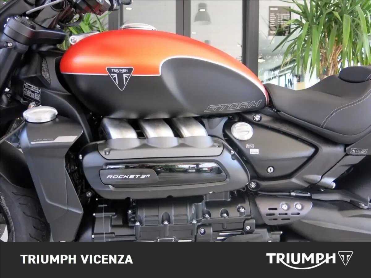 Triumph Rocket 3 Storm R (2024 - 26) (6)