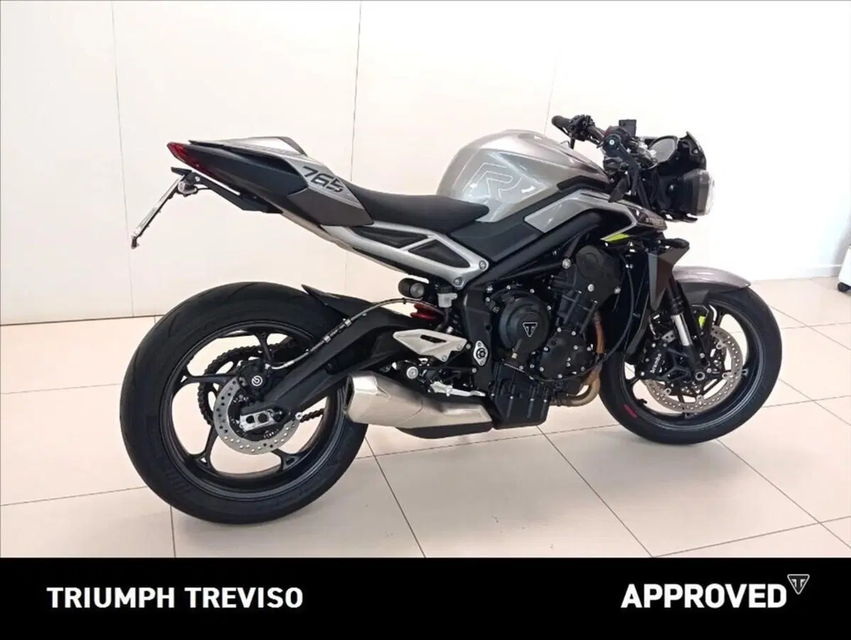 Triumph Street Triple 765 R (2023 - 26) (4)