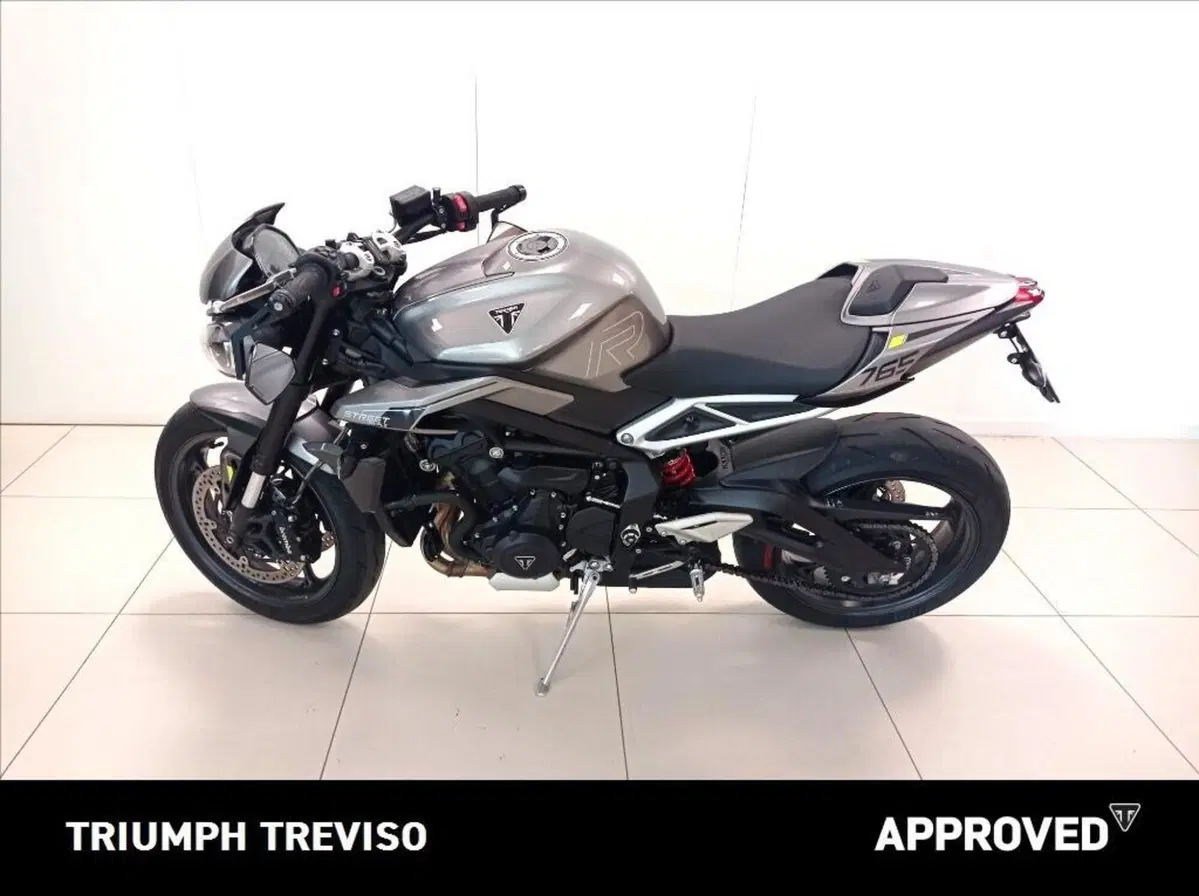 Triumph Street Triple 765 R (2023 - 26) (3)