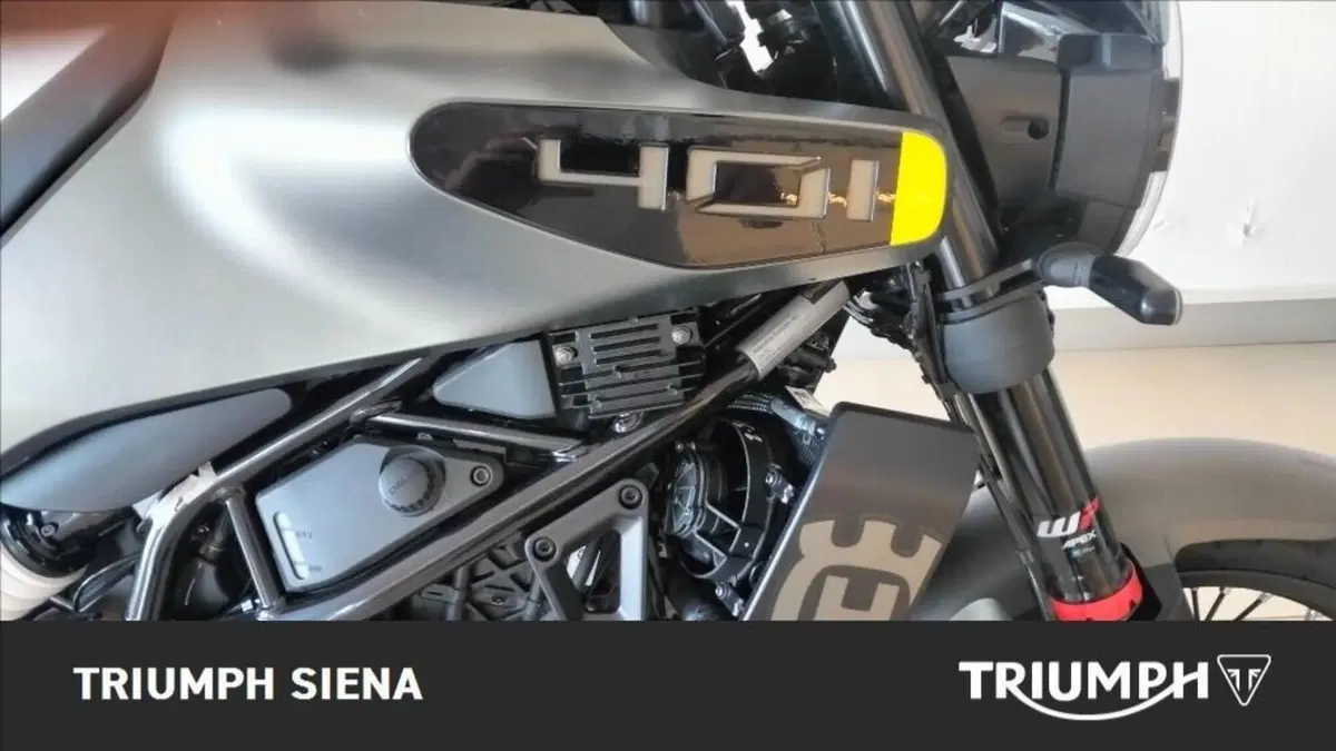 Husqvarna Svartpilen 401 (2024 - 26) (2)