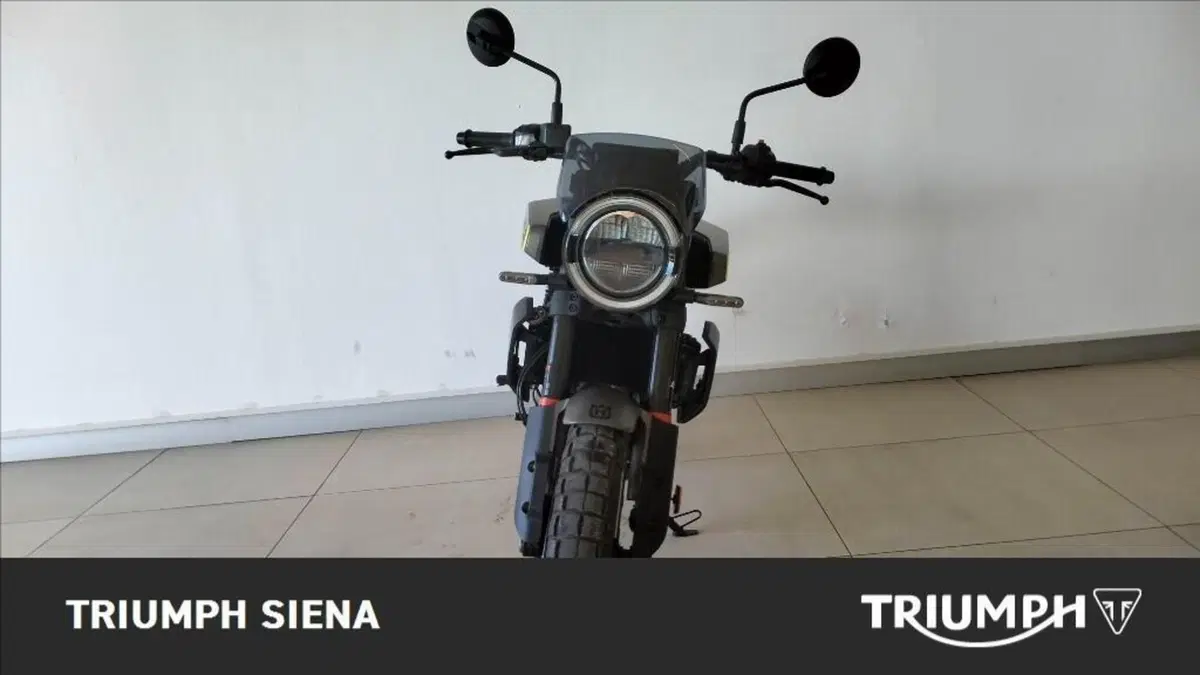 Husqvarna Svartpilen 401 (2024 - 26) (4)