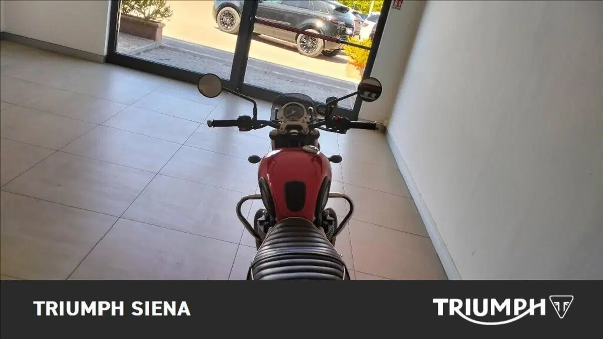 Triumph Street Twin 900 (2016) (7)