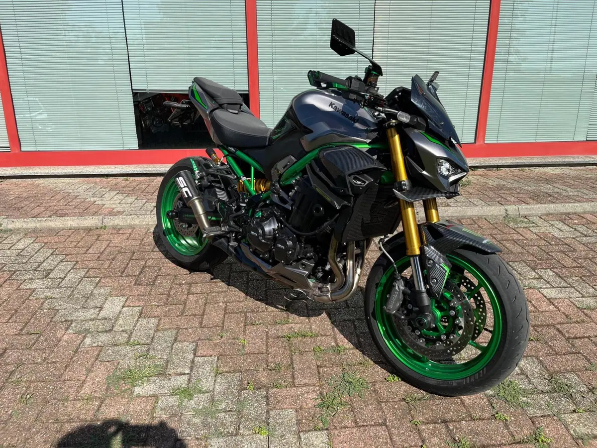 Kawasaki Z 900 SE (2025 - 26) (3)