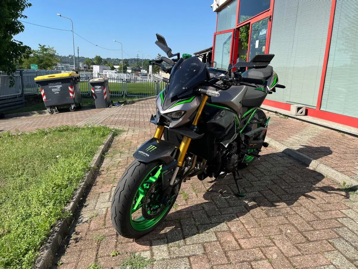 Kawasaki Z 900 SE (2025 - 26) (7)