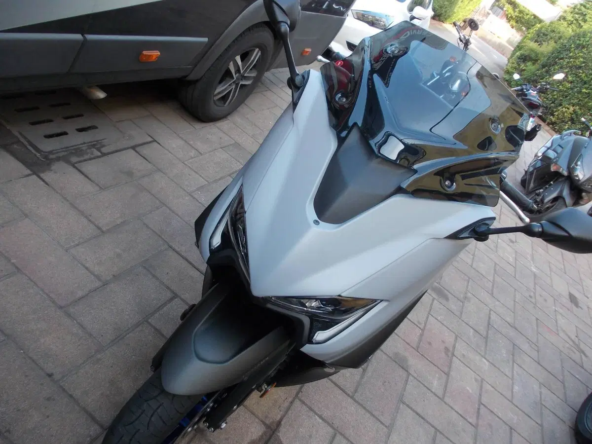 Yamaha T-Max 560 (2020 - 21) (5)