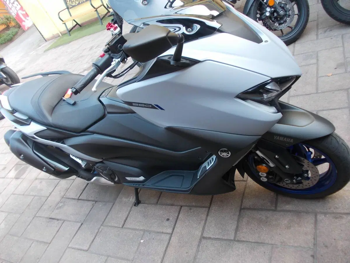 Yamaha T-Max 560 (2020 - 21) (6)
