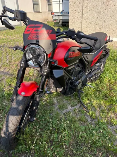 Ducati Scrambler 800 Full Throttle (2023 - 24) usata