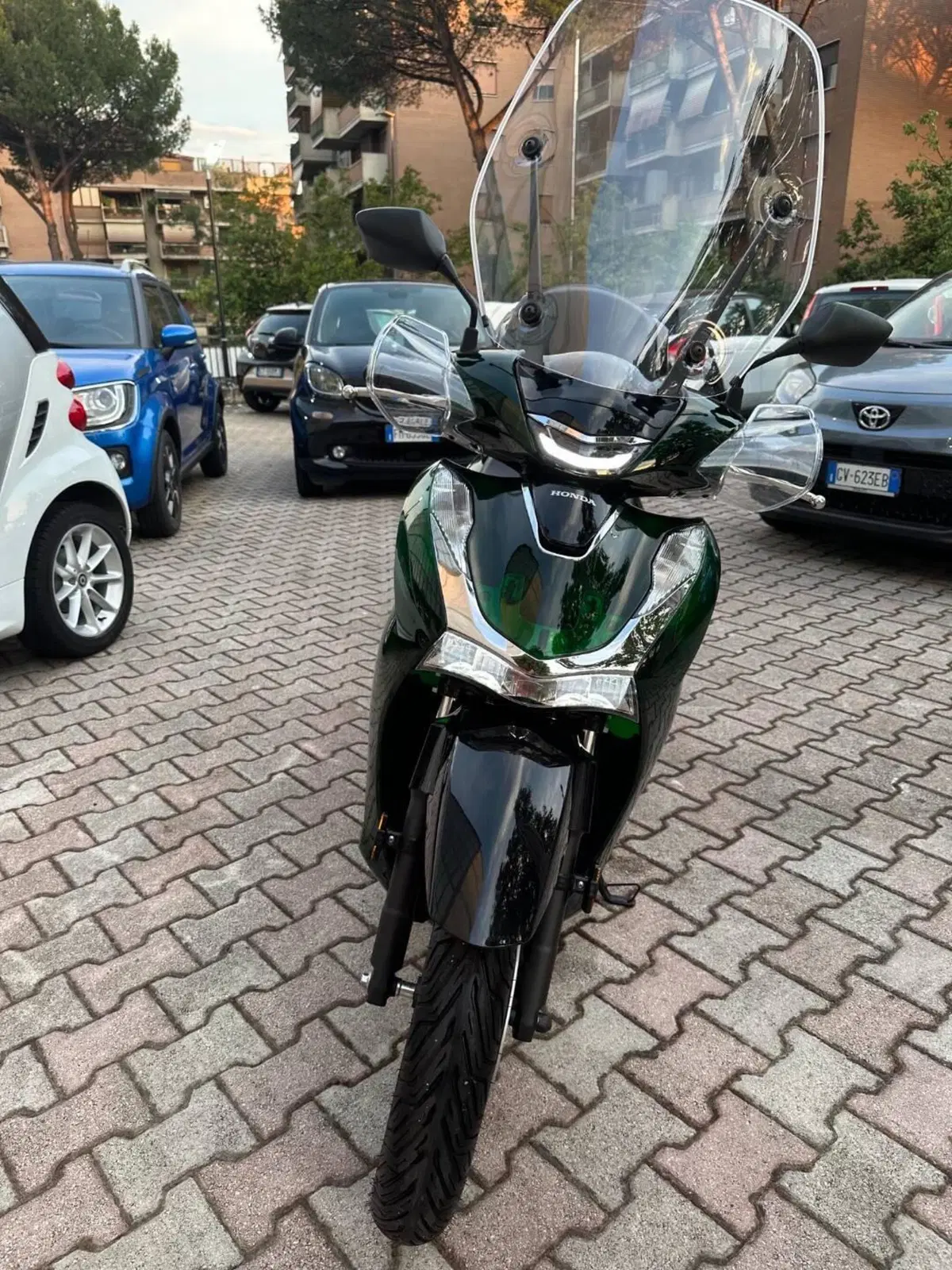 Honda SH 125i Vetro (2024 - 25) (2)