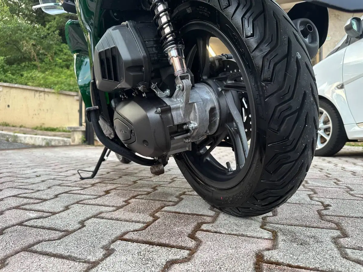 Honda SH 125i Vetro (2024 - 25) (9)