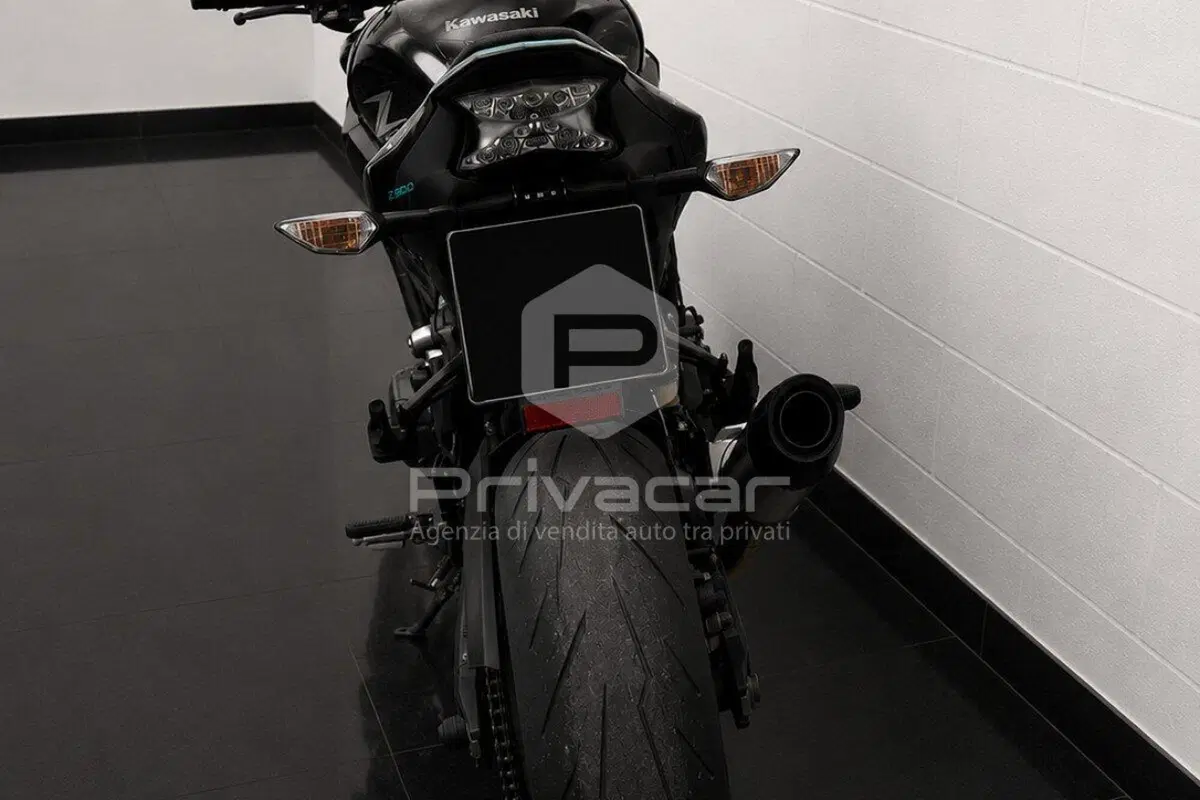 Kawasaki Z 900 (2017 - 18) (8)
