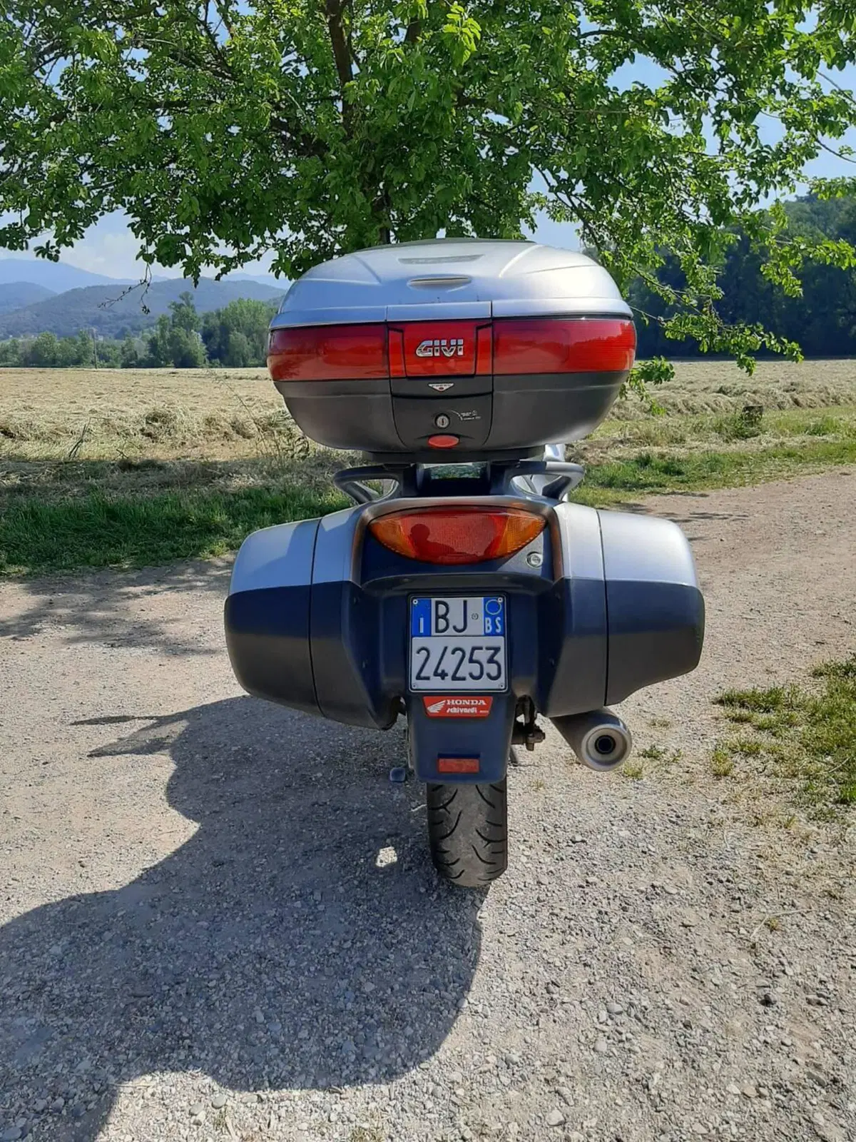 Honda Deauville 650 (2002 - 05) (2)