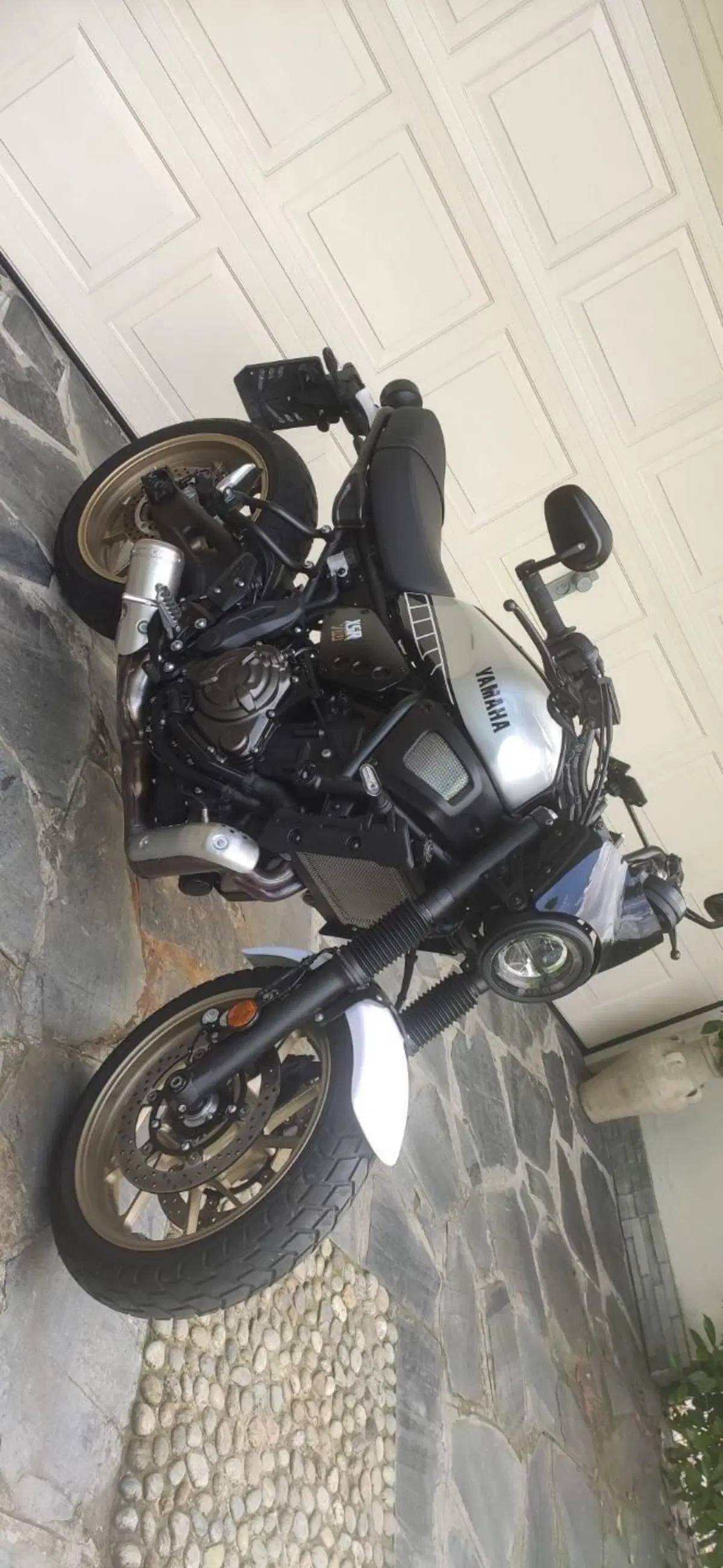 Yamaha XSR 700 Legacy (2023 - 26) (2)