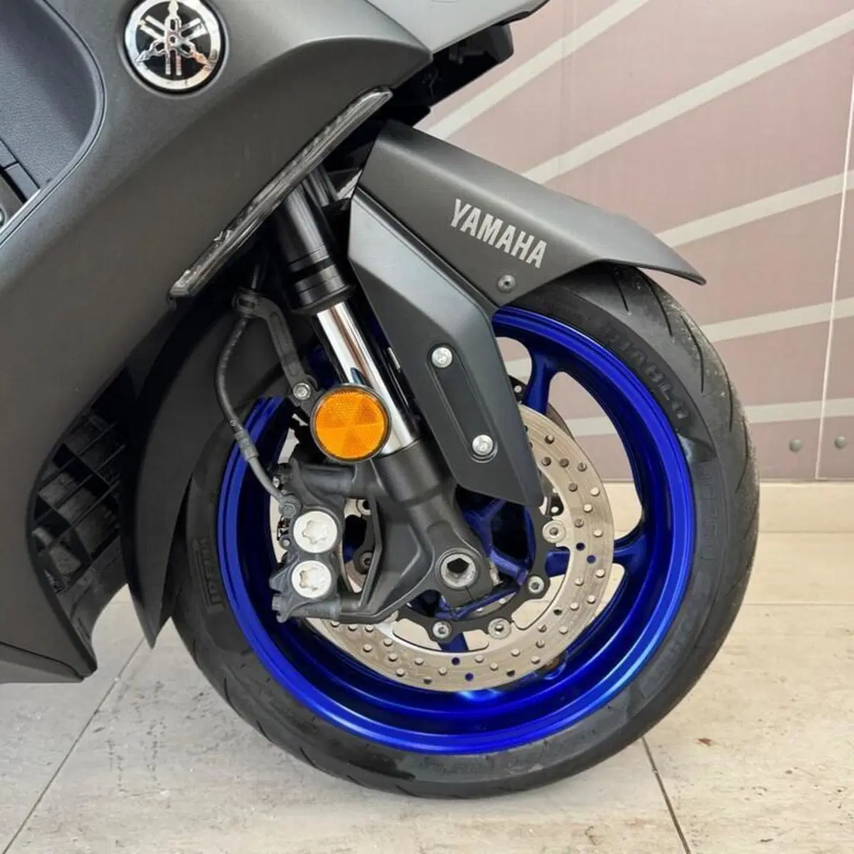 Yamaha T-Max 560 (2020 - 21) (4)