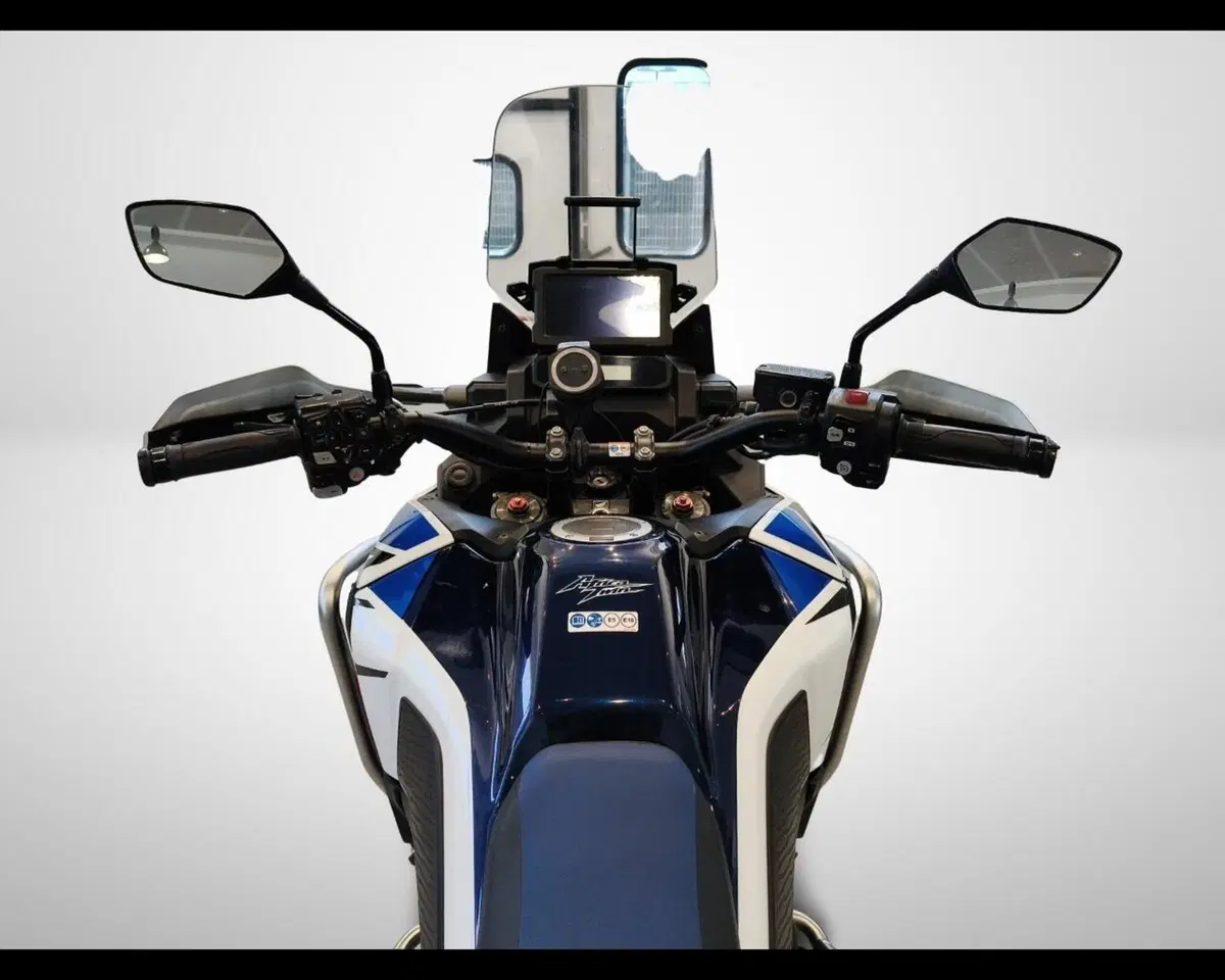 Honda Africa Twin CRF 1100L Urban DCT (2022 - 23) (12)