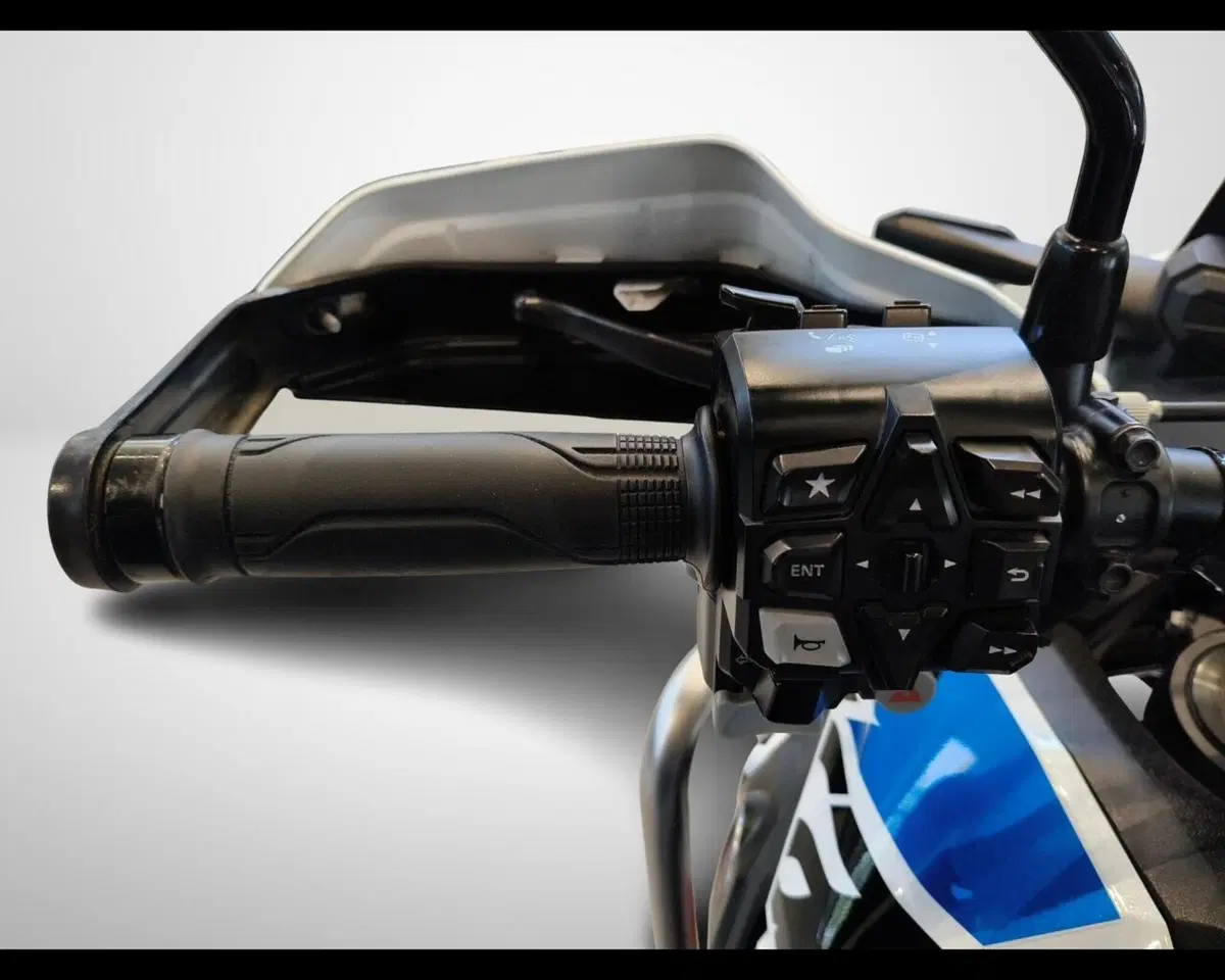 Honda Africa Twin CRF 1100L Urban DCT (2022 - 23) (10)