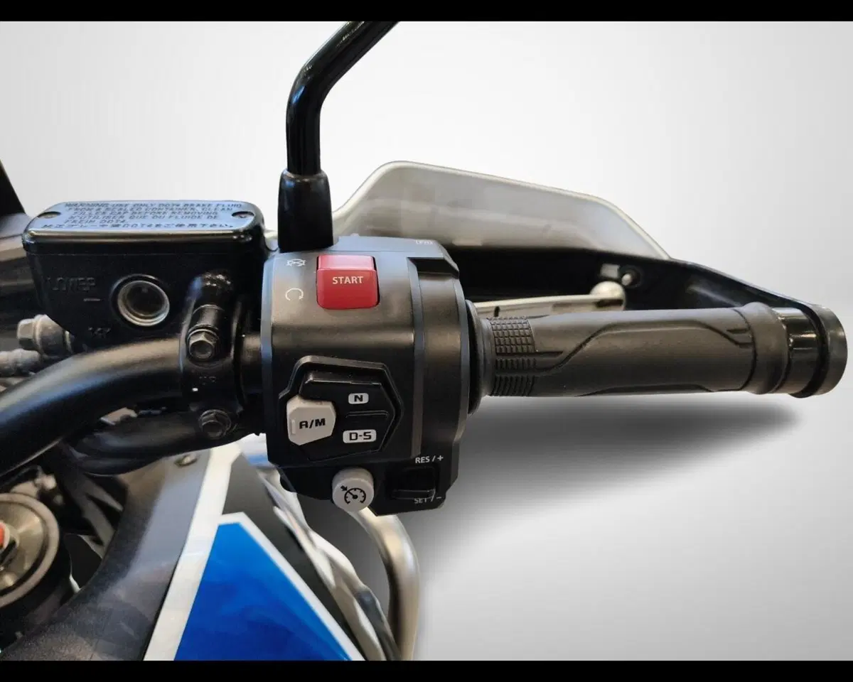 Honda Africa Twin CRF 1100L Urban DCT (2022 - 23) (11)