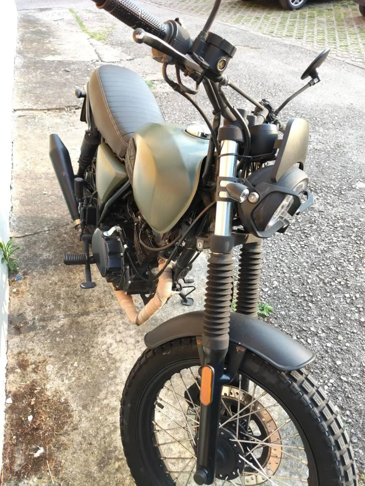 Brixton Motorcycles Felsberg 125 ABS (2021 - 25) (2)