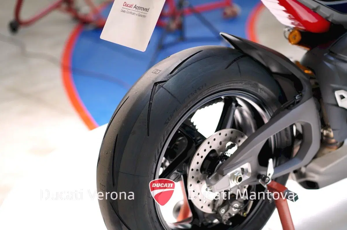 Ducati Panigale V4 S (2025 - 26) (11)
