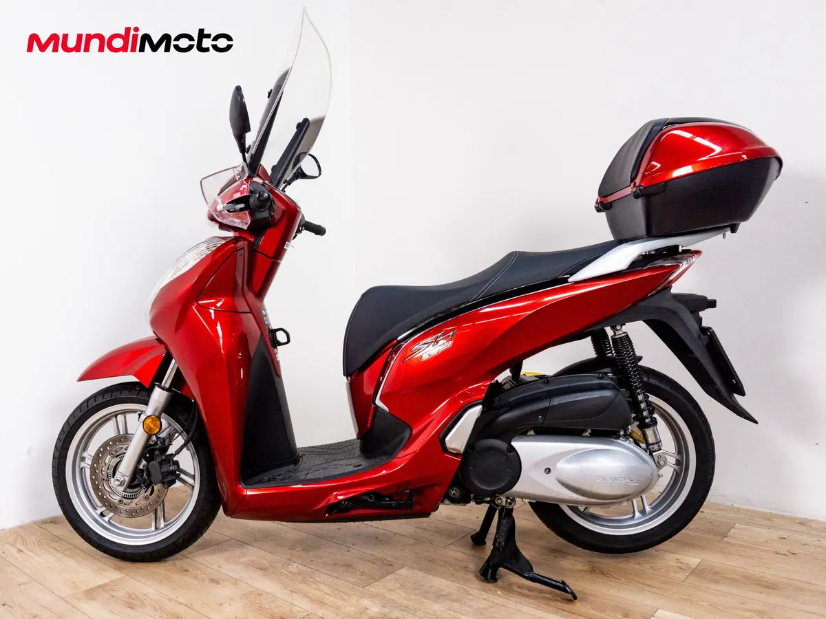 Honda SH 300 i ABS (2013 - 14) (6)