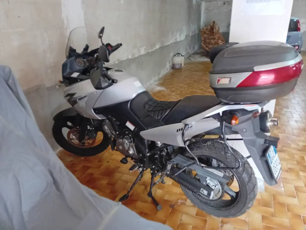 Suzuki V-Strom 650DL (2004 - 06) (2)