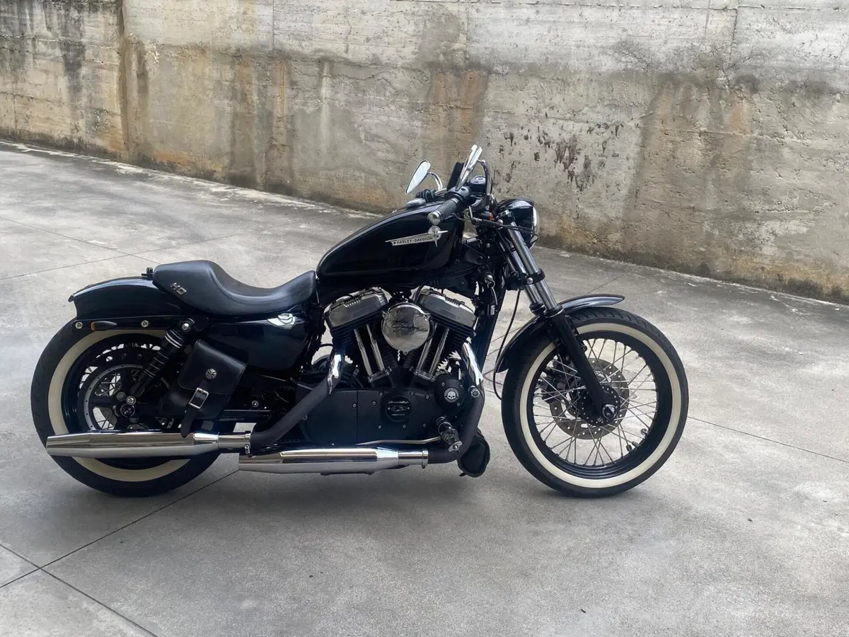Harley-Davidson 1200 Custom (2007 - 13) - XL 1200C (14)