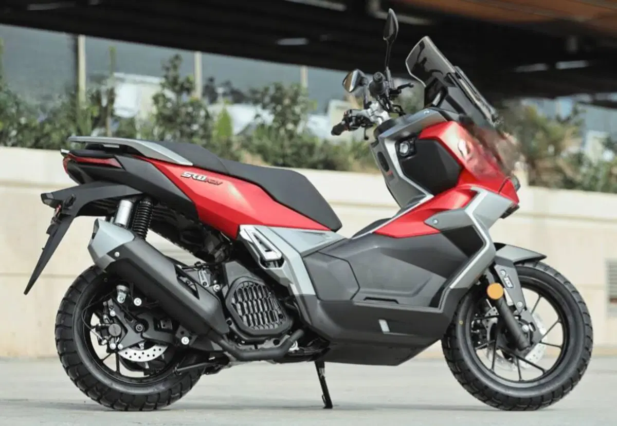 Voge Sfida SR1 ADV (2023 - 26) (2)