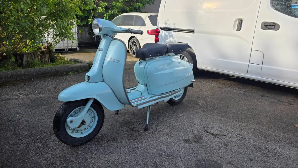 Lambretta Li125 (3)