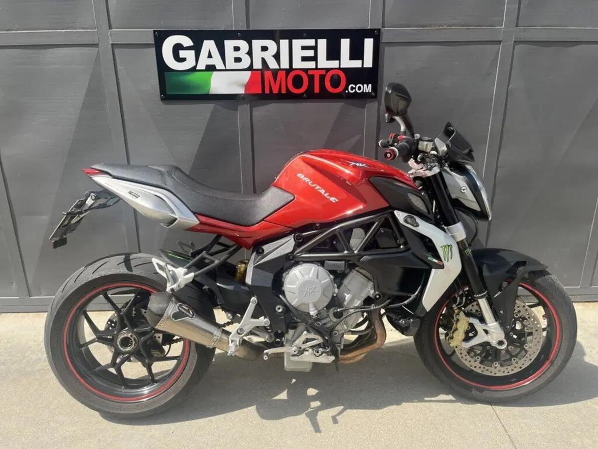 MV Agusta Brutale 800 (2012 - 15) (3)