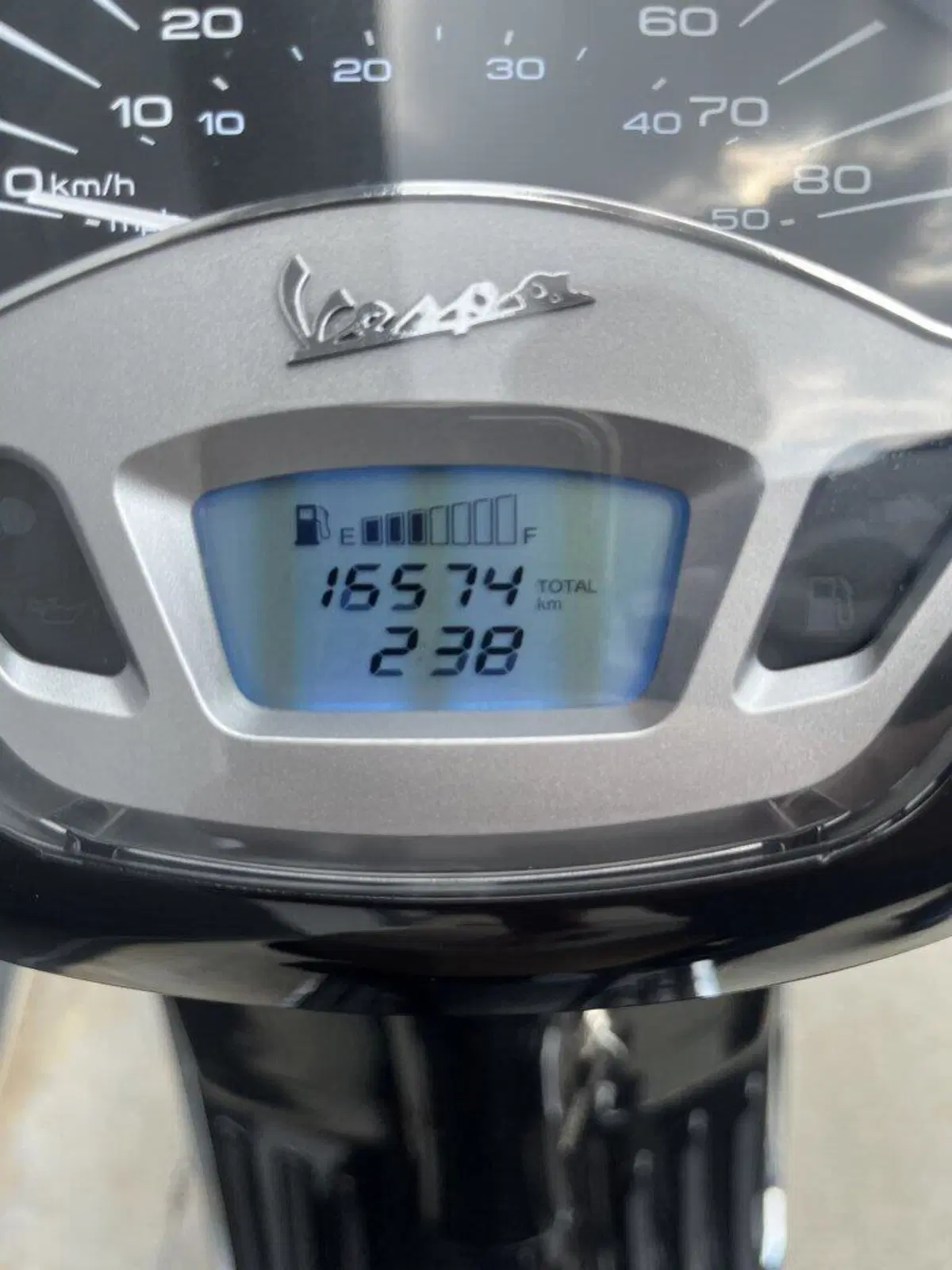 Vespa Primavera 50 (2021 - 23) (4)