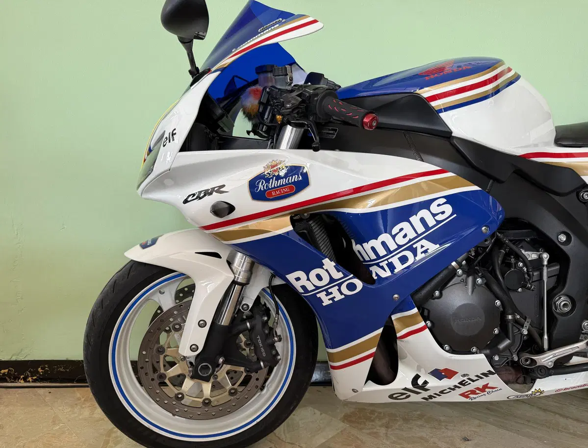 Honda CBR 1000 RR Fireblade (2006 - 07) (9)