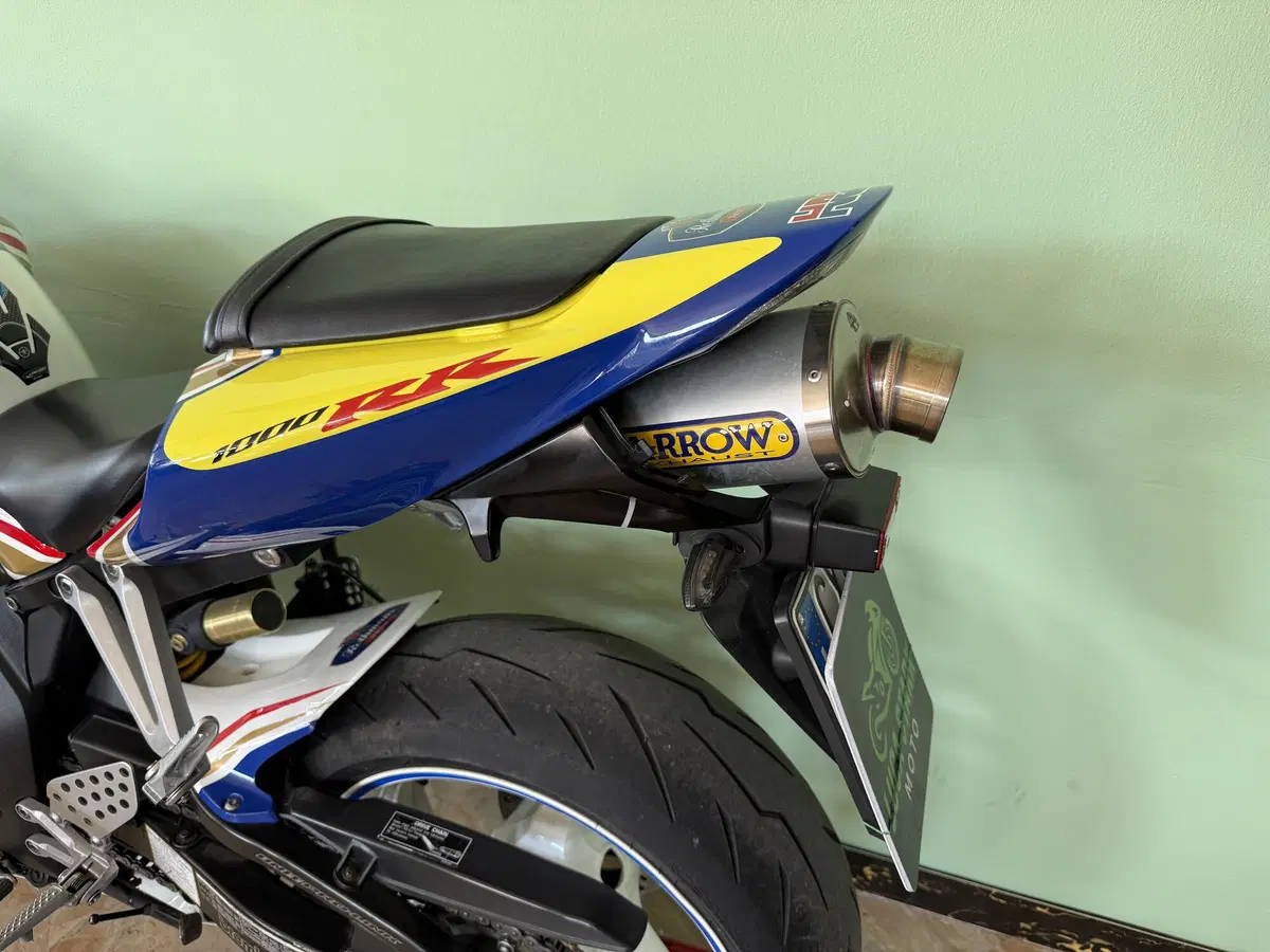 Honda CBR 1000 RR Fireblade (2006 - 07) (10)