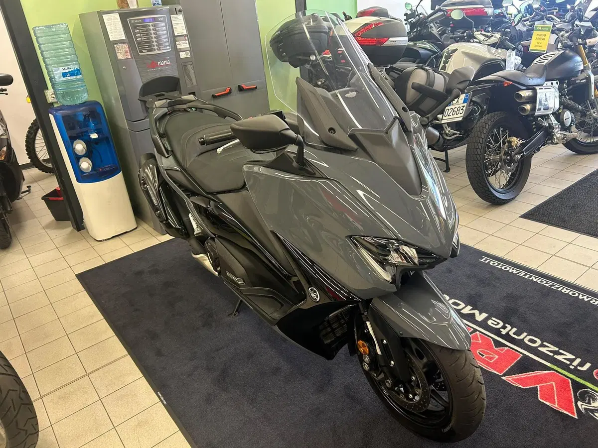 Yamaha T-Max 560 (2020 - 21) (13)