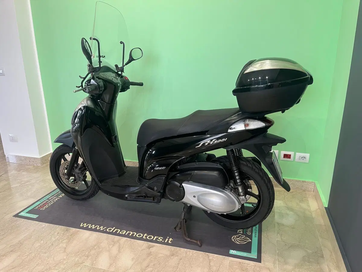Honda SH 300 i (2006 - 10) (3)