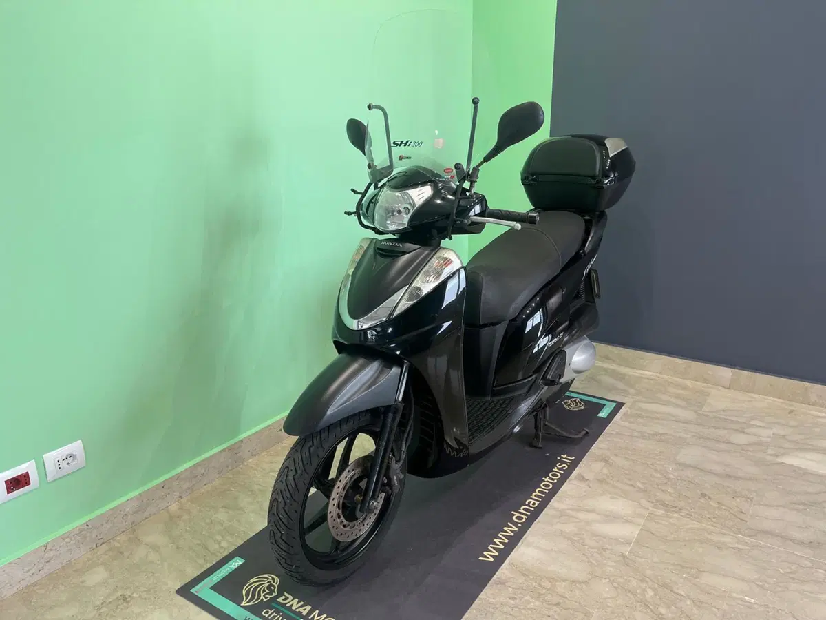 Honda SH 300 i (2006 - 10) (10)