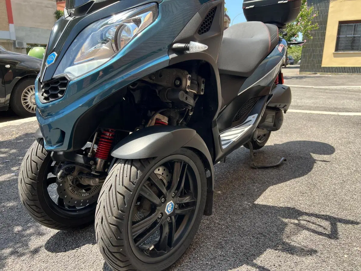 Piaggio MP3 300 Sport ABS Hpe (2021 - 24) (5)