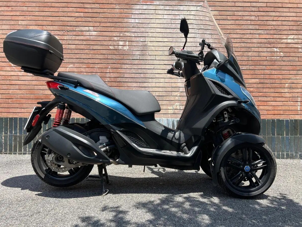 Piaggio MP3 300 Sport ABS Hpe (2021 - 24) (13)