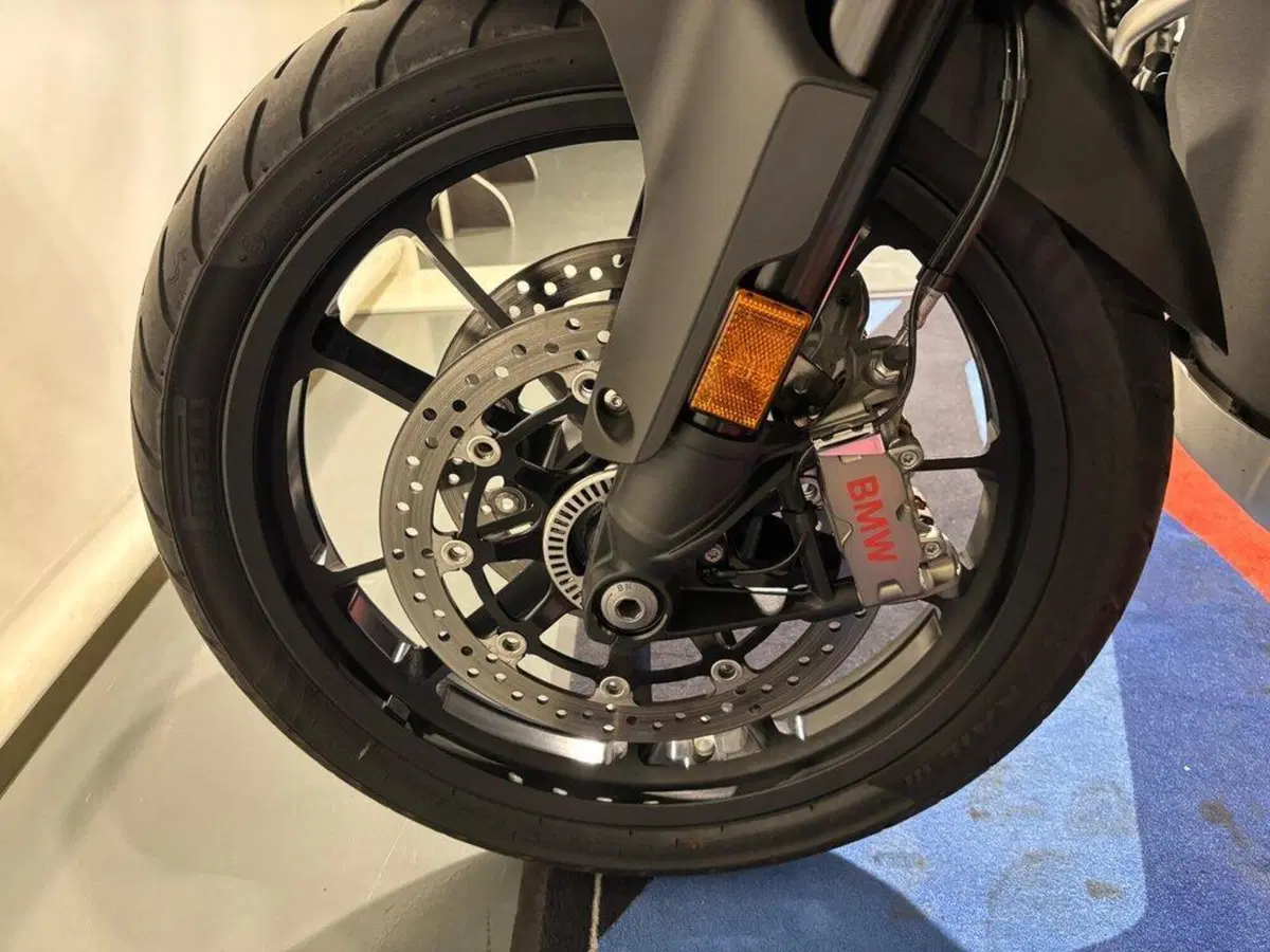 Bmw R 1300 GS (2023 - 26) (11)