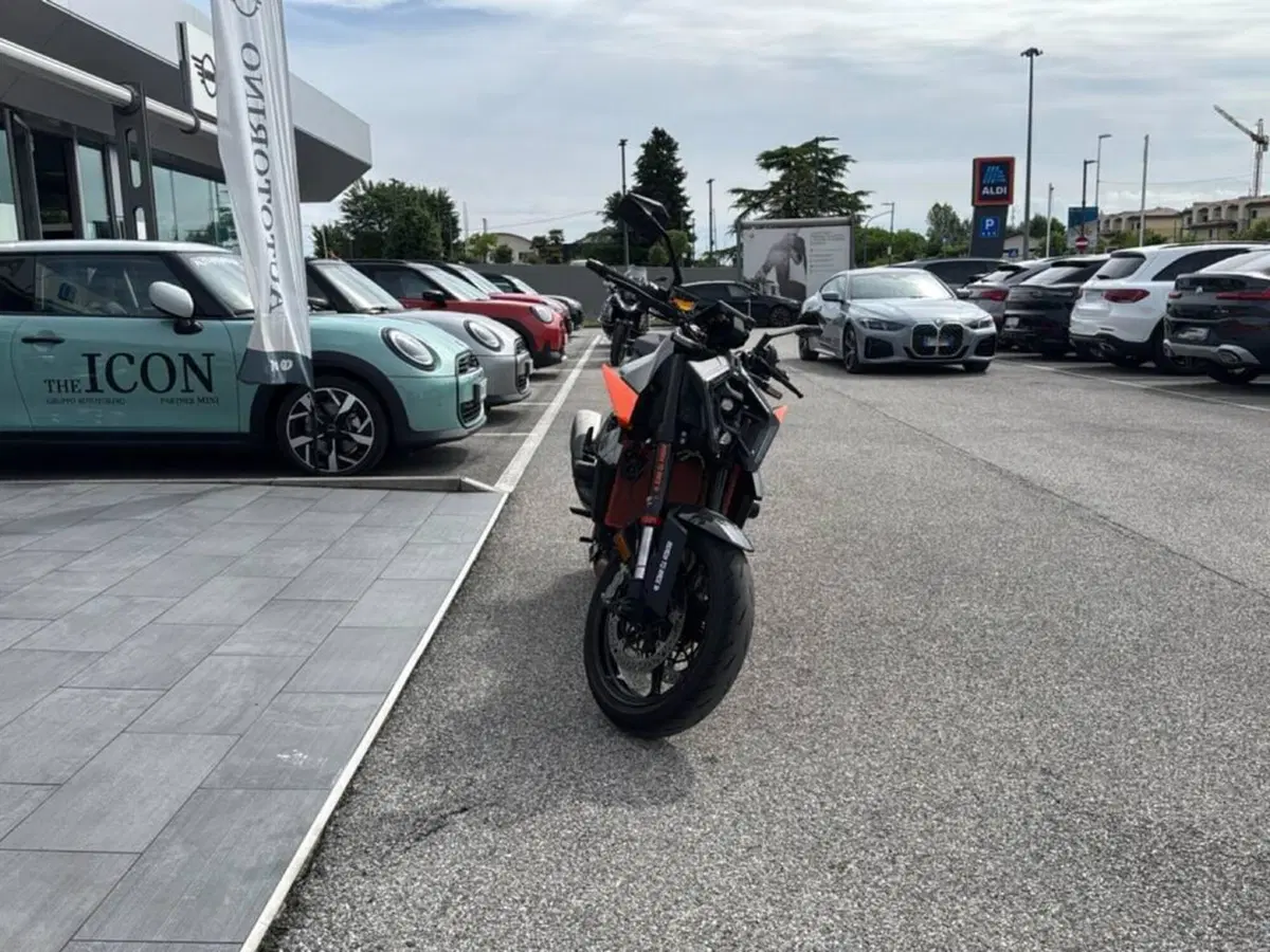 KTM 990 Duke (2024 - 26) (2)