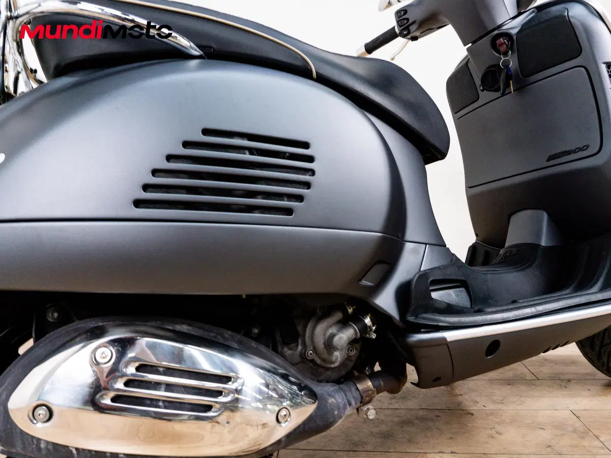 Vespa GTS 300 ABS (2014 - 16) (4)
