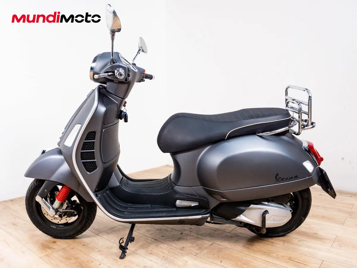 Vespa GTS 300 ABS (2014 - 16) (6)