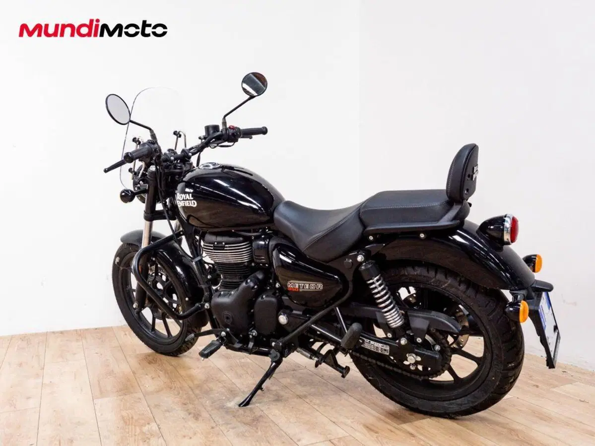Royal Enfield Meteor 350 (2021 - 26) (7)