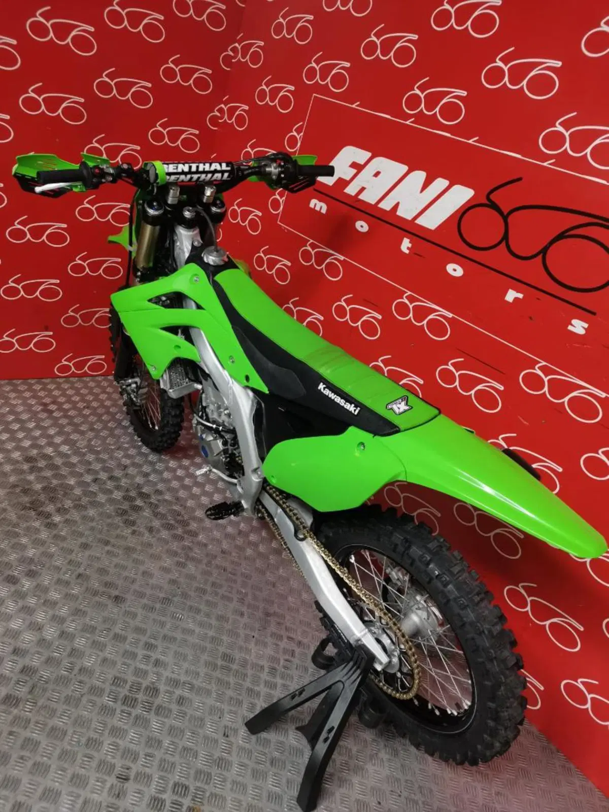 Kawasaki KX450 (2023) (4)