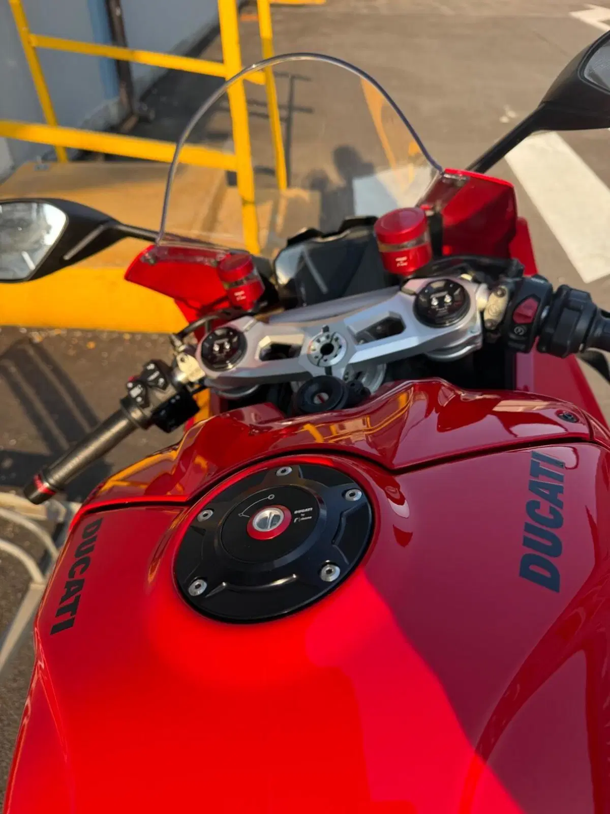 Ducati Panigale V4 (2022 - 24) (4)