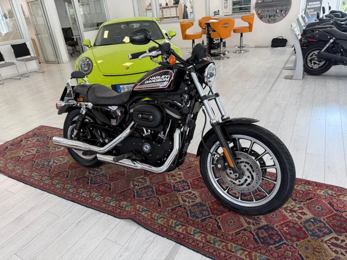 Harley-Davidson 883 R (2008 - 16) - XL 883R