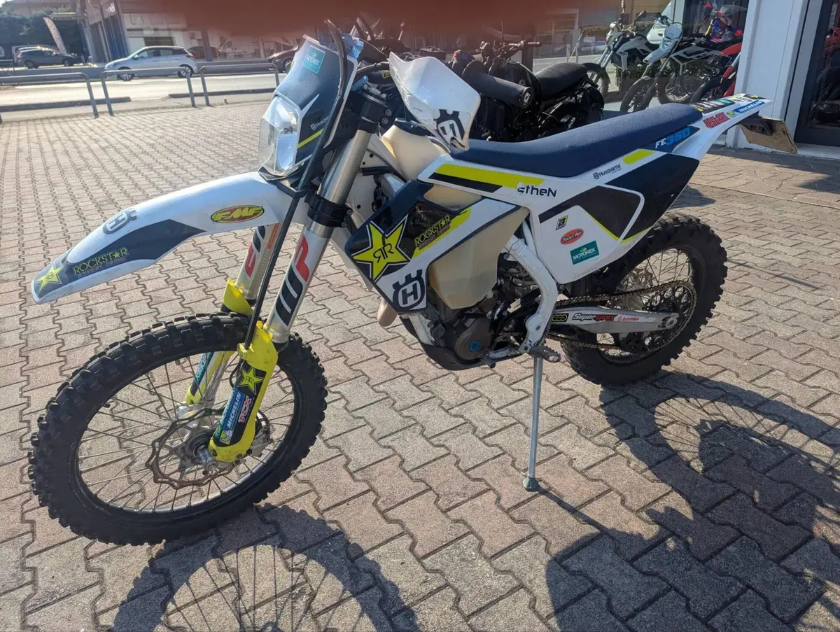 Husqvarna FE 350 (2019) (2)