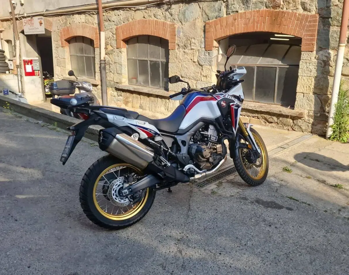 Honda Africa Twin CRF 1000L DCT ABS (2016 - 17) (2)