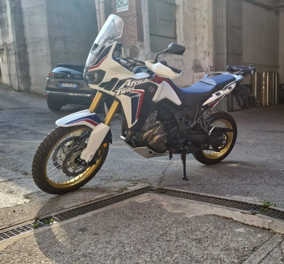 Honda Africa Twin CRF 1000L DCT ABS (2016 - 17) (3)