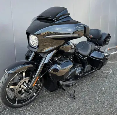 Harley-Davidson Street Glide (2024 - 26) usata