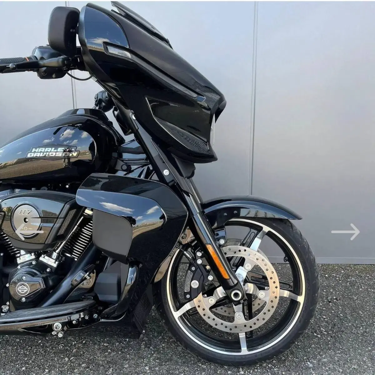 Harley-Davidson Street Glide (2024 - 26) (4)