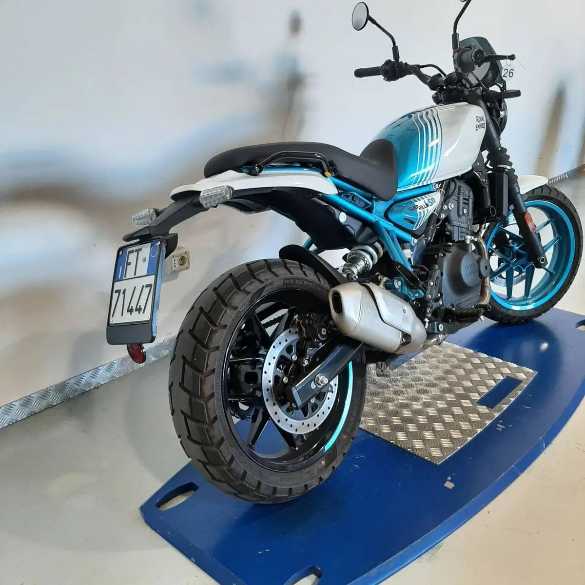 Royal Enfield Guerrilla 450 (2024 - 26) (8)